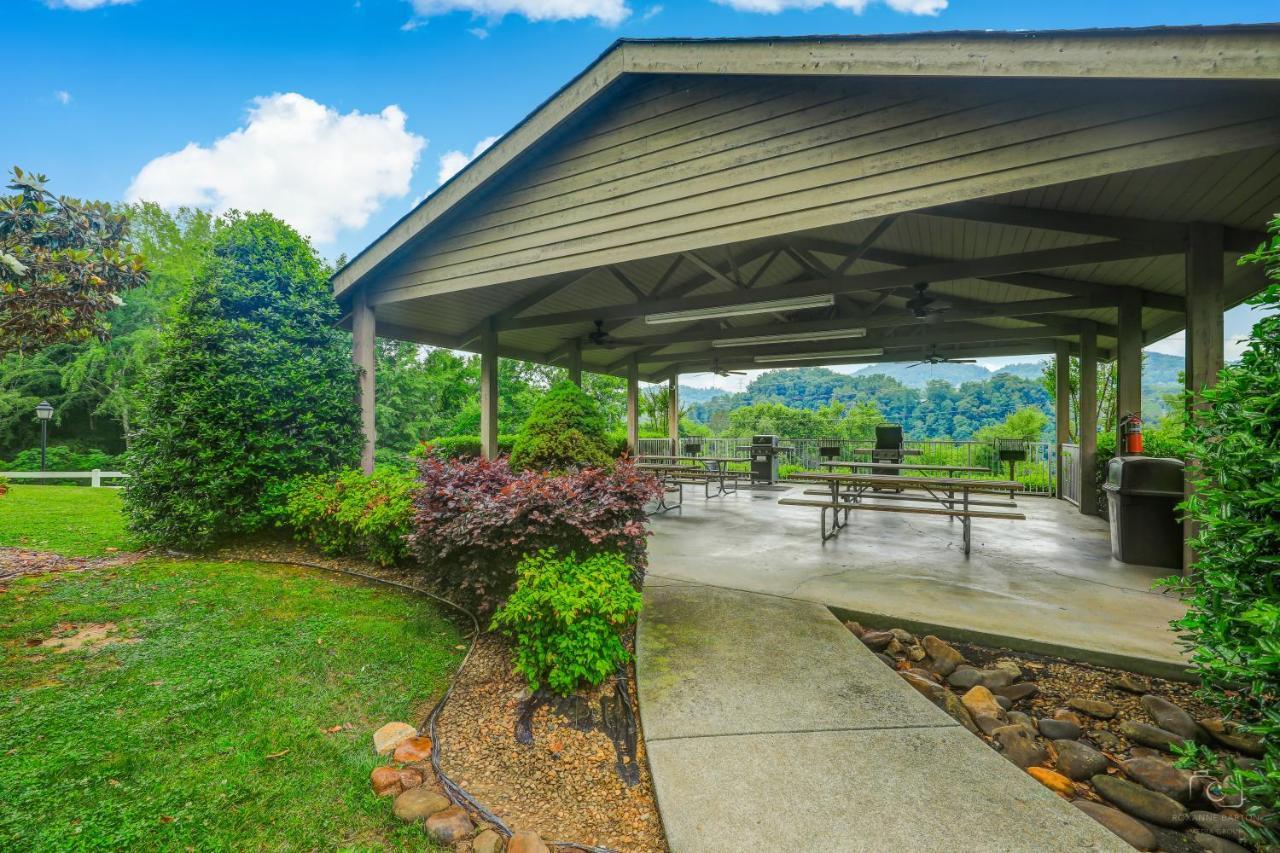 鸽子谷A Peaceful Retreat Whispering Pines 622公寓 外观 照片